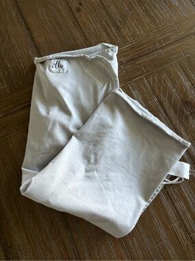 Ollie Swaddle Stone Light Grey